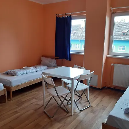 Auberge de jeunesse Budget Allach & Tub 19a *