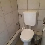 2-rent Group Rooms&apartments Tub19a
