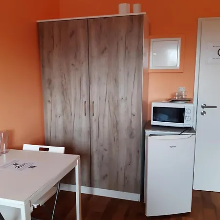 Budget Allach & Tub 19a Хостел Мюнхен
