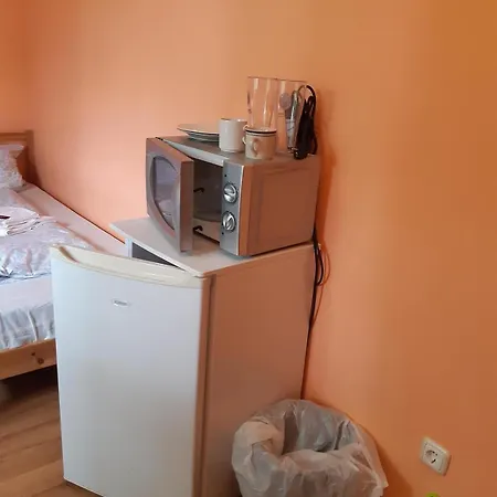 Budget Allach & Tub 19a *