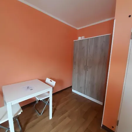 Budget Allach & Tub 19a Хостел *