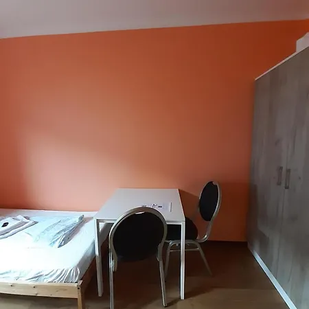 Хостел Budget Allach & Tub 19a Мюнхен