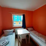 Hostel 2-rent Group Rooms&apartments Tub19a