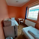 2-rent Group Rooms&apartments Tub19a * München