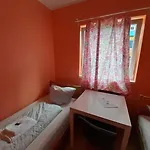 Hostel 2-rent Group Rooms&apartments Tub19a *