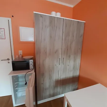 2-rent Group Rooms&apartments Tub19a * Monachium