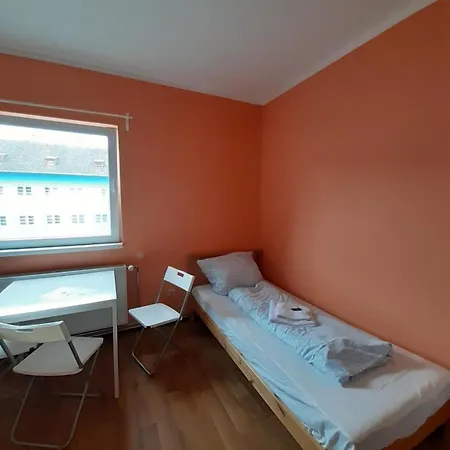 Hostel 2-rent Group Rooms&apartments Tub19a Mnichov