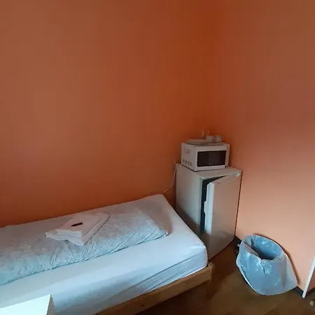 Hostel 2-rent Group Rooms&apartments Tub19a *