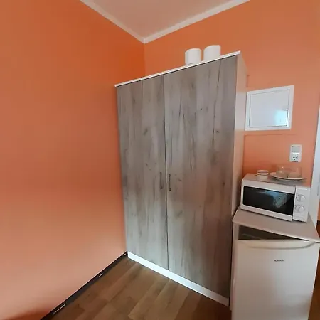 2-rent Group Rooms&apartments Tub19a