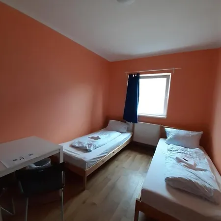 2-rent Group Rooms&apartments Tub19a