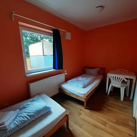 Hostel 2-rent Group Rooms&apartments Tub19a