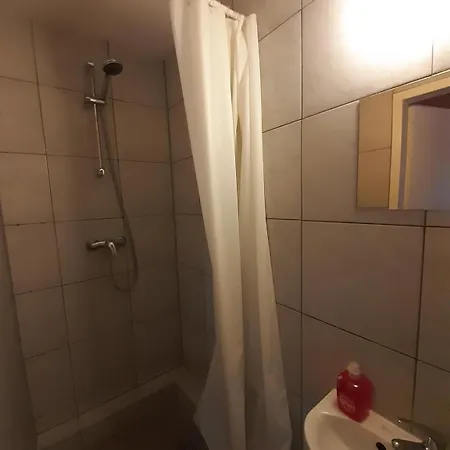 Hostel 2-rent Group Rooms&apartments Tub19a *