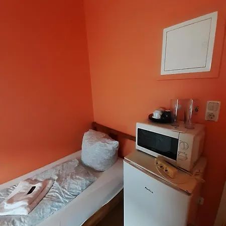 2-rent Group Rooms&apartments Tub19a