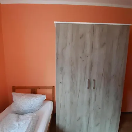 Hostel 2-rent Group Rooms&apartments Tub19a *