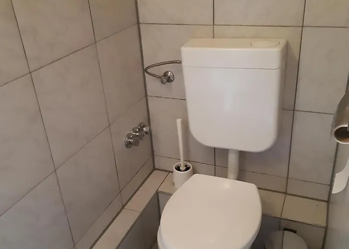 2-rent Group Rooms&apartments Tub19a