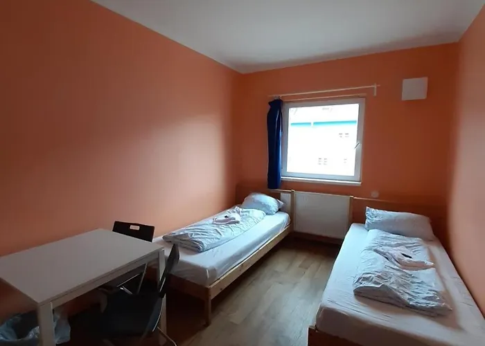 2-rent Group Rooms&apartments Tub19a