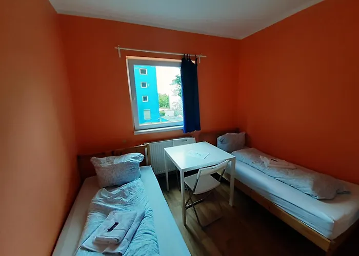 2-rent Group Rooms&apartments Tub19a Hostel *