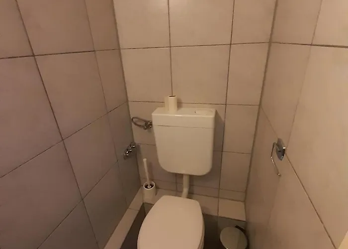 Hostel 2-rent Group Rooms&apartments Tub19a *