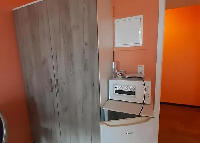 2-rent Group Rooms&apartments Tub19a