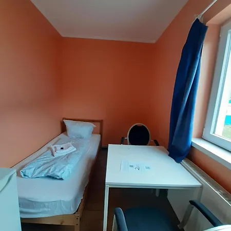 Budget Allach & Tub 19a Hostel *