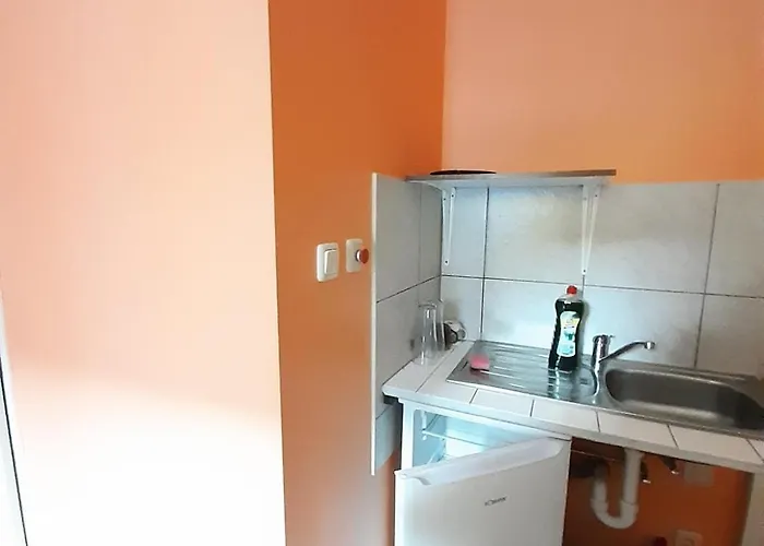 Hostel 2-rent Group Rooms&apartments Tub19a Münih