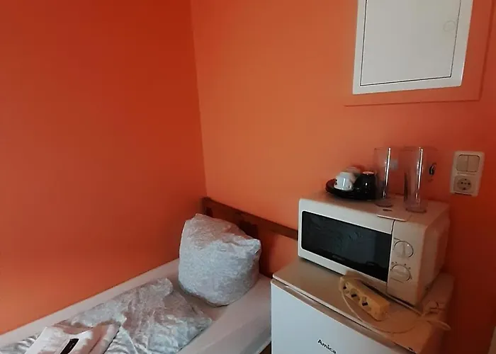 2-rent Group Rooms&apartments Tub19a